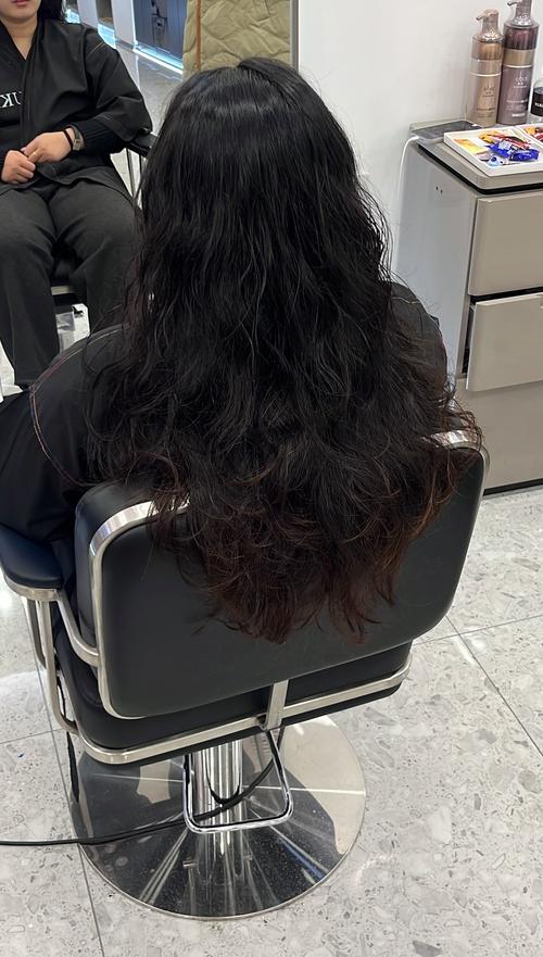 从小头发就稀少而且软_头发稀少细软？试试这些方法！