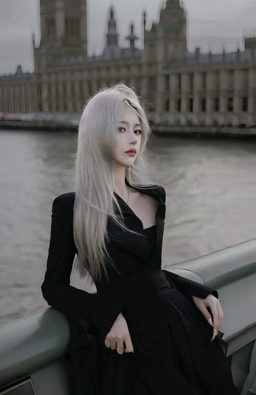 北欧人银白色头发_遗传文化时尚与冲突 北欧人银白色头发_遗传文化时尚与冲突