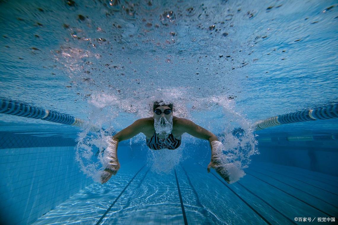 在水中走锻炼身体吗_水中行走锻炼,减肥增肌,保护关节,老少皆宜! 在水中走锻炼身体吗_水中行走锻炼,减肥增肌,保护关节,老少皆宜!