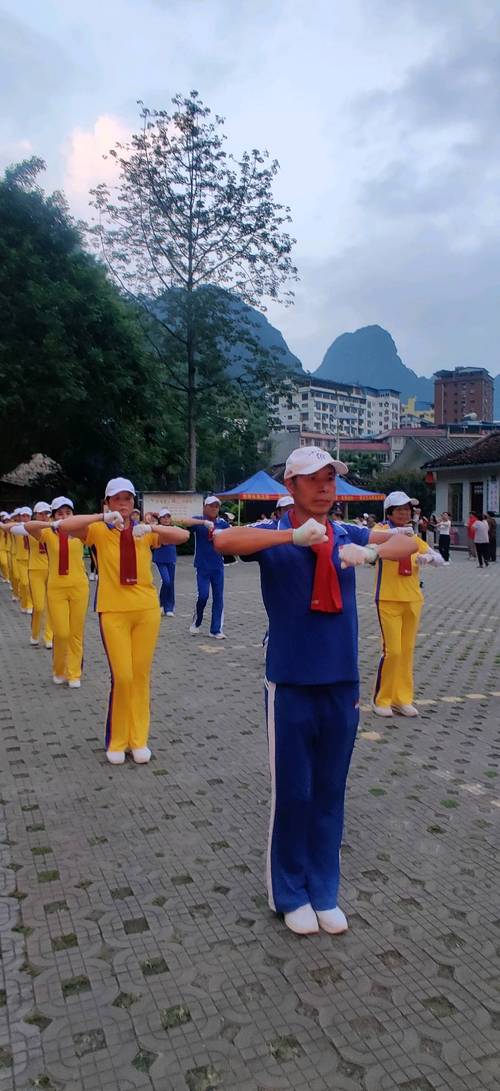 久久乐健身操第十二套_老少皆宜，强身健体！