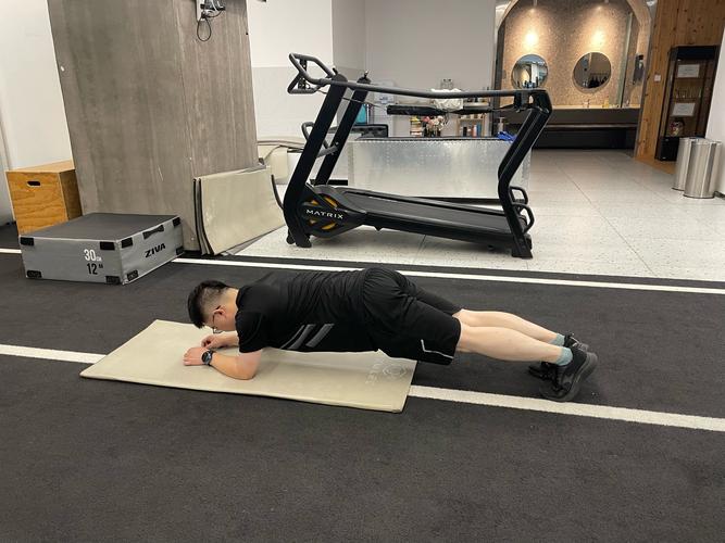 在日常本人努力锻炼_运动强身塑心，减压增活力！