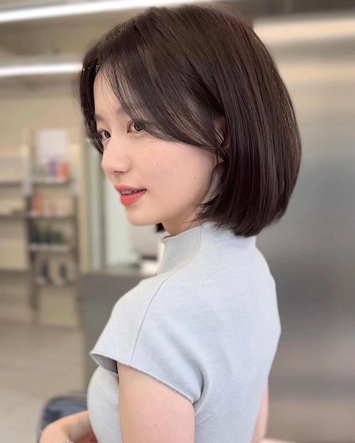 修脸型的发型_椭圆脸选刘海，瘦脸显气质