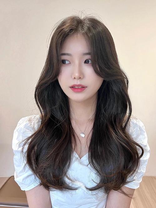 我做什么发型好_选对发型，显气质！