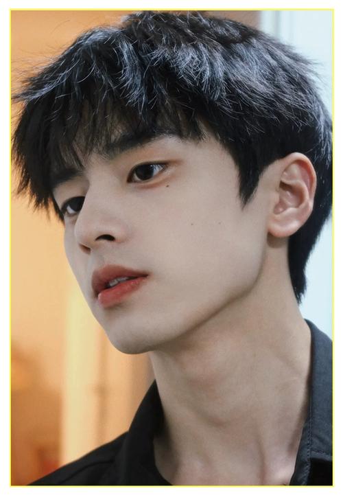 碎齐刘海_时尚修饰脸型，圆脸必备！