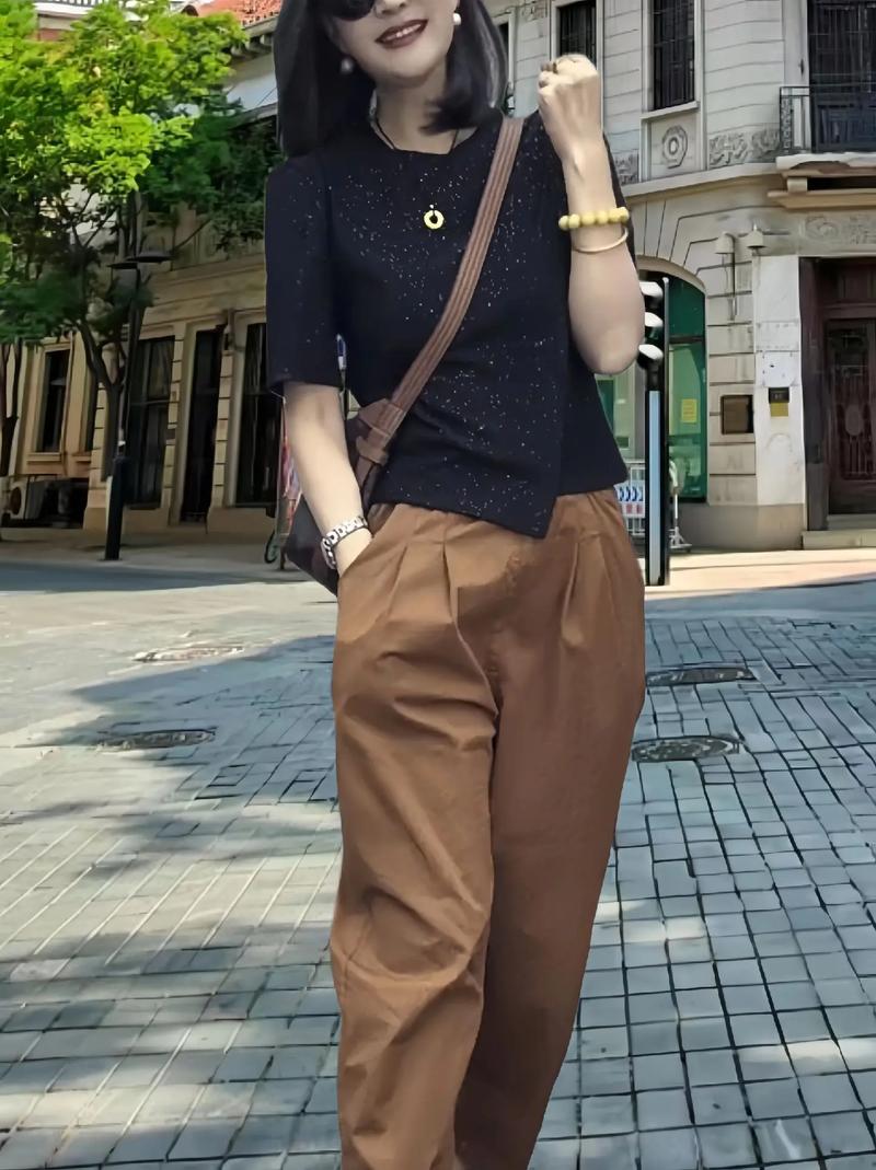 豆沙色亚麻上衣搭配哈伦裤_豆沙亚麻上衣配哈伦裤,春夏舒适又优雅 豆沙色亚麻上衣搭配哈伦裤_豆沙亚麻上衣配哈伦裤,春夏舒适又优雅