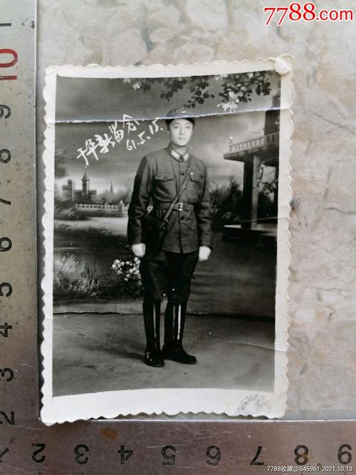 挎枪动作要领_安全稳定快速反应 挎枪动作要领_安全稳定快速反应