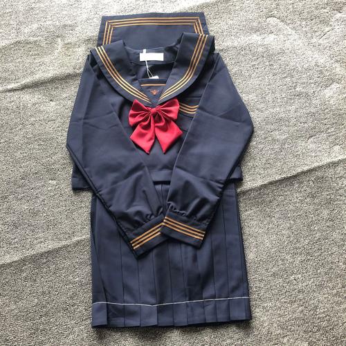 浓绀色是什么颜色_深邃迷人,时尚气质之选 浓绀色是什么颜色_深邃迷人,时尚气质之选